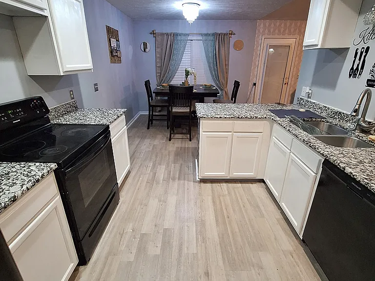 176 Bill Stewart Blvd #3 — Photo 7