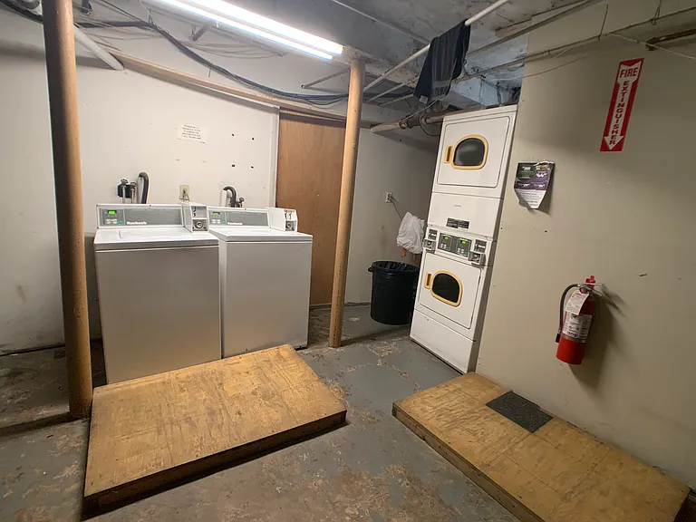 316 Summit Ave #2 — Photo 6