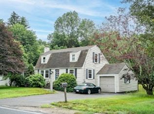11 Oak St, Wayland, MA 01778