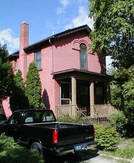 604 Miller Ave #2