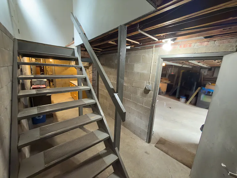 104 Brilliant Ave #A — Photo 22