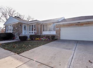 1902 Hull Ave, Westchester, IL 60154