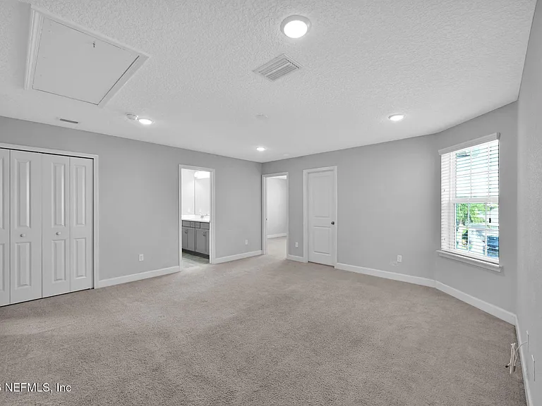 51 Foxcross Ave — Photo 10