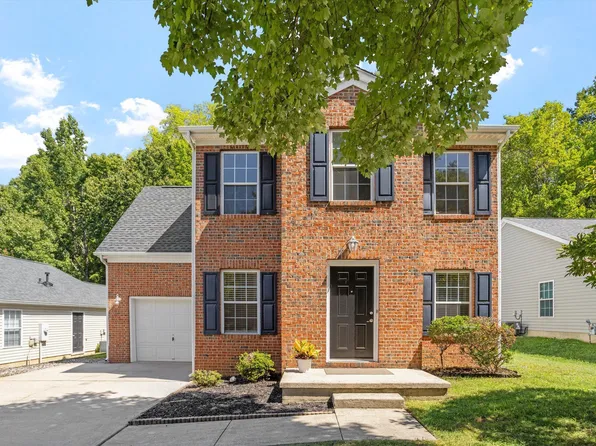 121 Evening Star Dr, Apex, NC 27502
