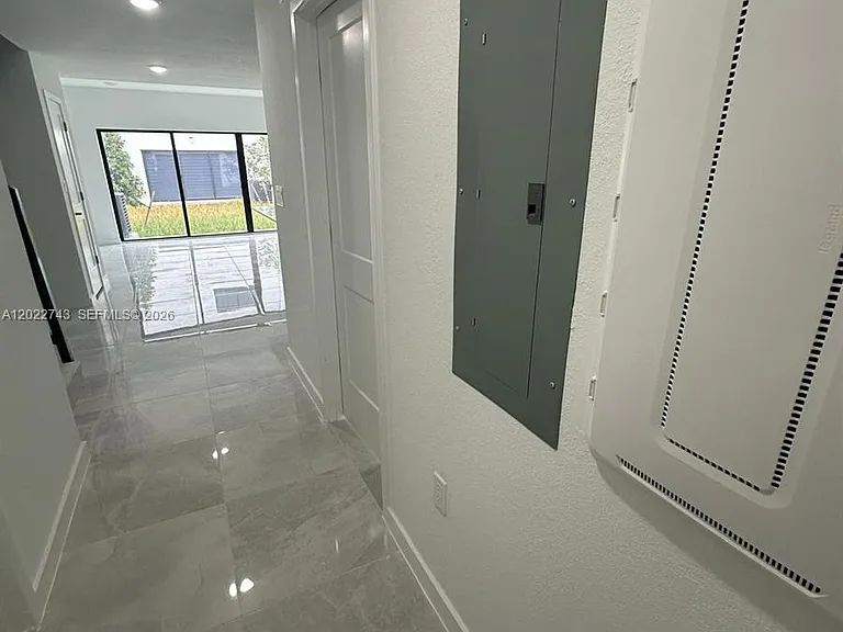 1310 NW 5th Ave #1310 — Photo 6