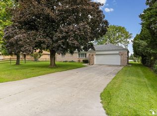 6367 Grandview Dr, Erie, MI 48133