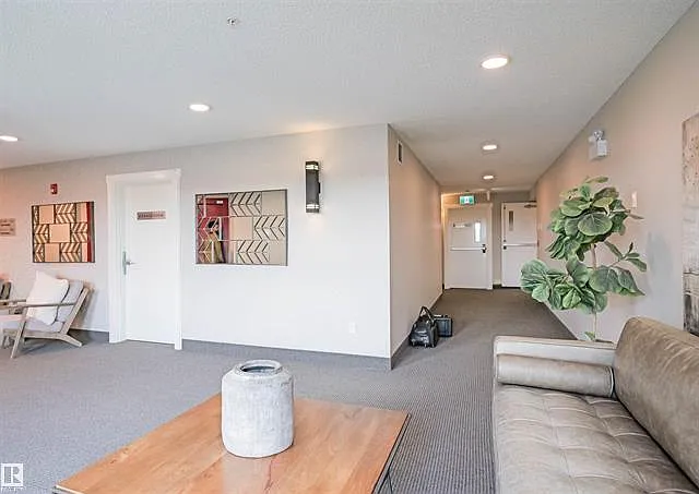 1506 Tamarack Blvd NW — Photo 18