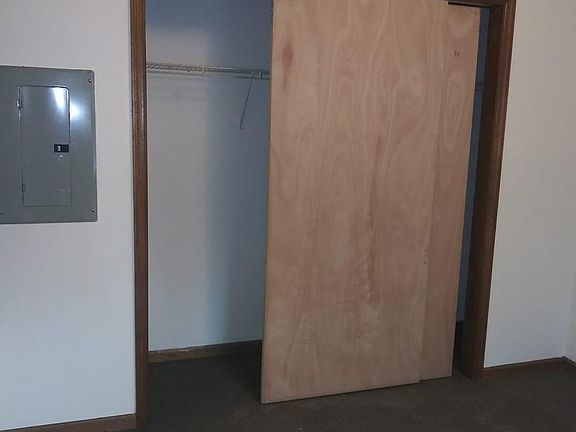 Bedroom Closet