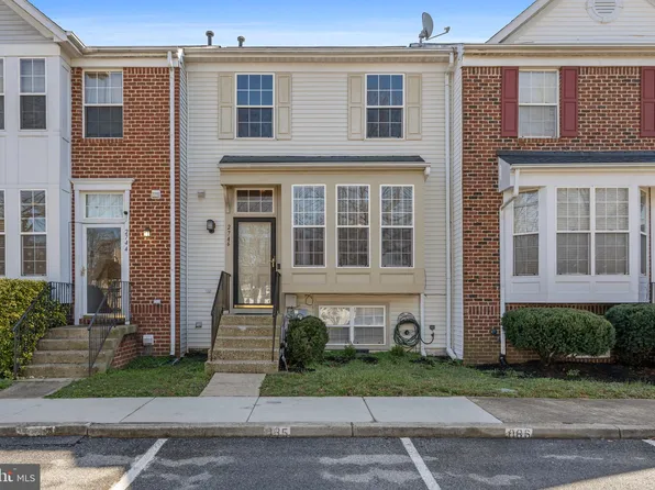 2746 Albermarle Pl, Waldorf, MD 20601