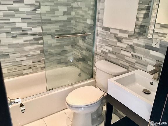 2nd image of 301 W 114th St APT 4C