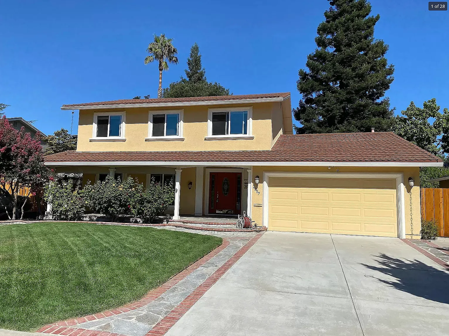 4 bed, 2.5 bath, 2101 sqft, $4,995 — Photo 1