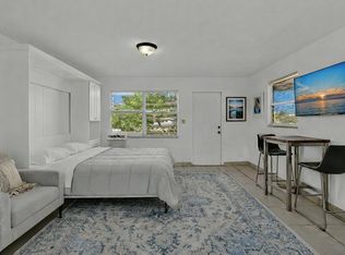 2417 N 19th Ave #1/2, Hollywood, FL 33020