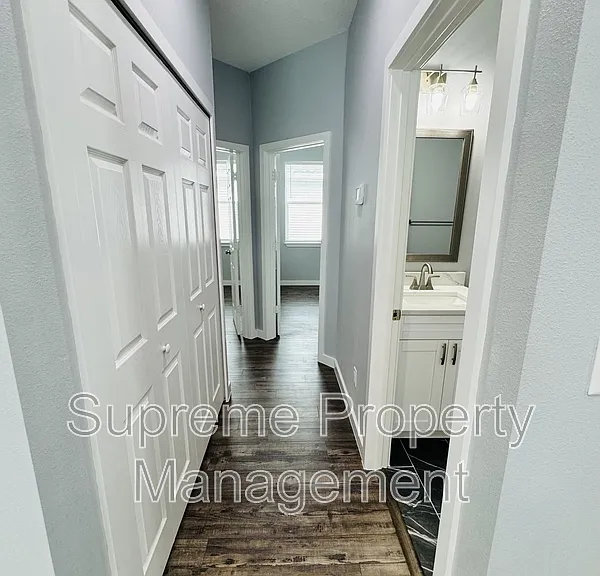 6073 Vermont Ave — Photo 15