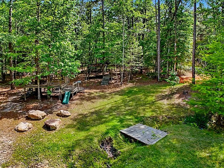 160 Delcrest Dr — Photo 6