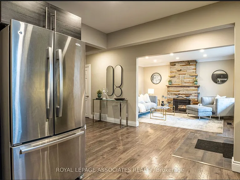 203 Cromwell Ave #MAIN — Photo 14