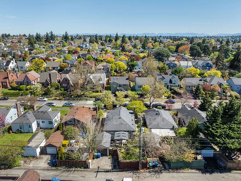 7727 Jones Ave NW — Photo 30
