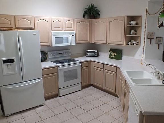 2nd image of 2333 Brookfield Greens Cir #0