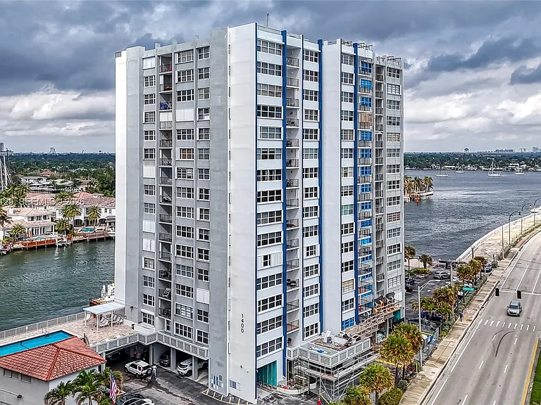 1400 S Ocean Dr #802 — Photo 43