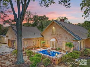 1359 Carmen Ln, Gastonia, NC 28054