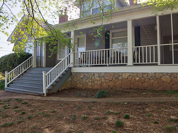 3rd image of 1013 W Mississippi Ave