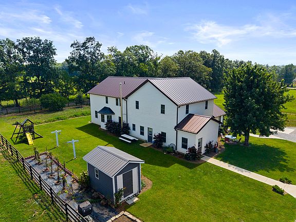 3rd image of 27261 Newcastle Rd