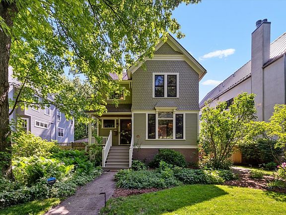 2nd image of 1805 Wesley Ave