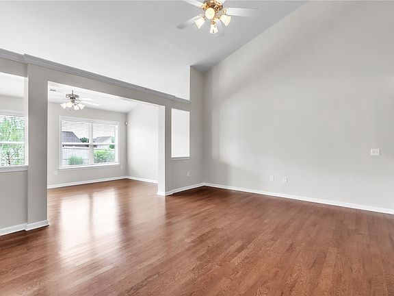 5th image of 2 Ramapo Ct
