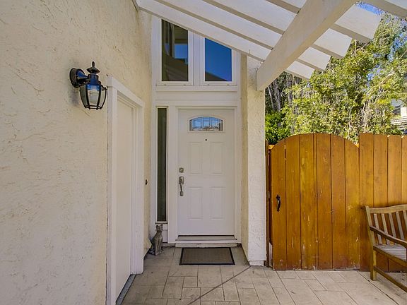 2nd image of 9560 High Park Ln