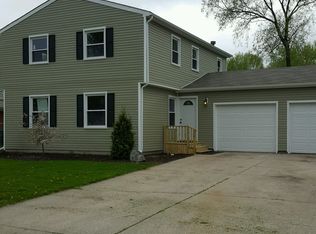 7240 Pierce St, Merrillville, IN 46410