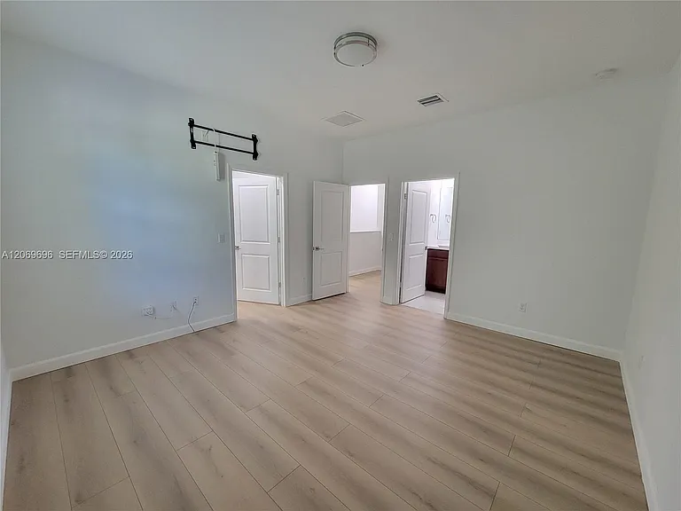 1107 NW 40th Ter #1107 — Photo 16