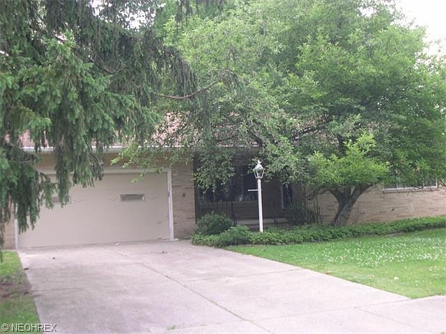 2nd image of 6218 Saint Joseph Dr