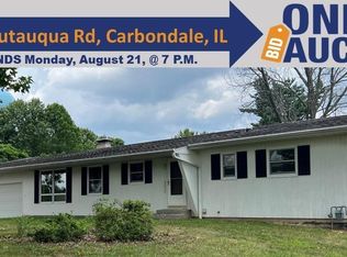 3130 Chautauqua Rd, Carbondale, IL 62901