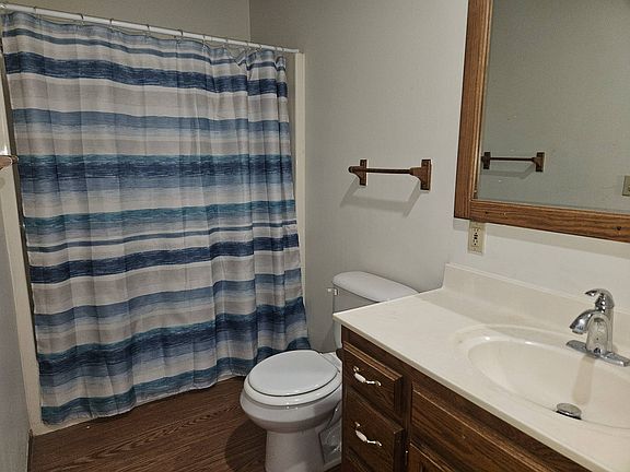5th image of 115 Holly Dr #C