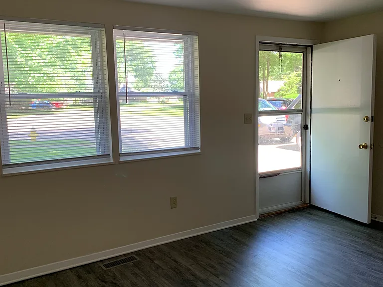 718 Wilson Ct #718 — Photo 2