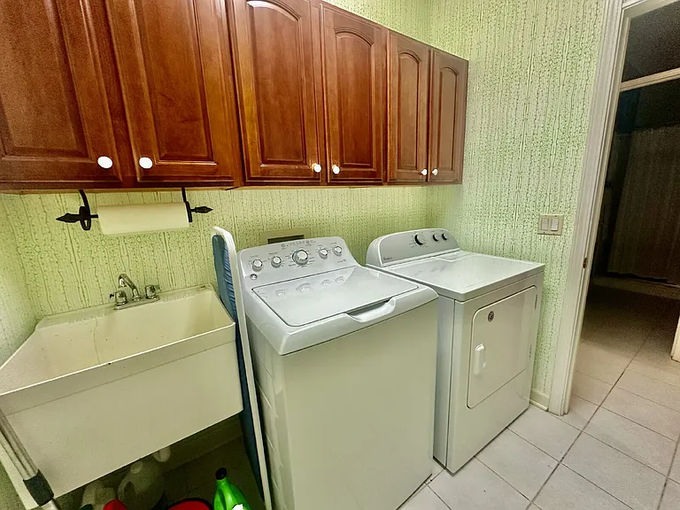 14 Fickling Ct — Photo 24