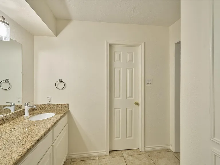 11616 Timberwild St — Photo 32