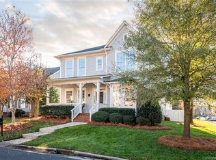 1317 Gainsborough Dr, Matthews, NC 28104