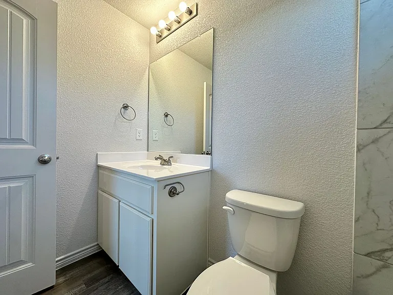 222B Dolphin Dr — Photo 30