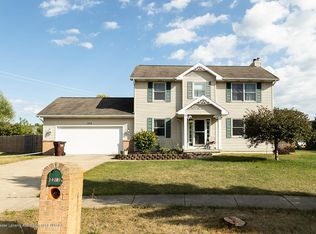 10108 Deblind Cir, Dimondale, MI 48821