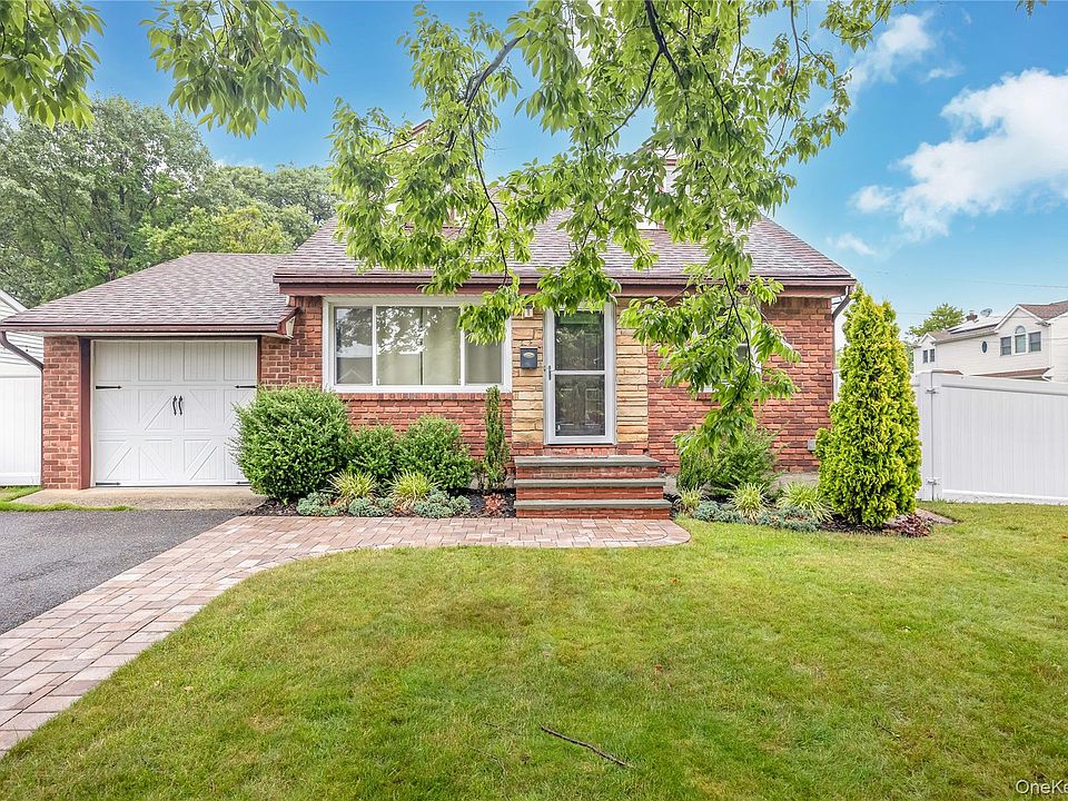 1st image of 192 Sycamore Avenue