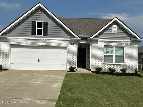 72 Thorn Tree St, Byhalia, MS 38611