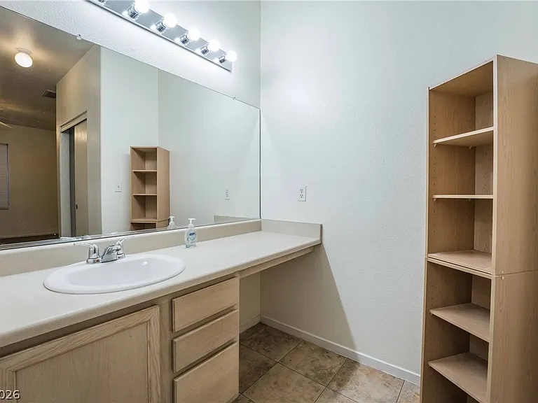 7224 Pinon Crest Ct — Photo 13