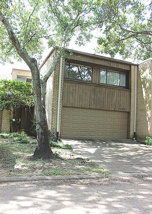 1st image of 1302 Chardonnay Dr #4