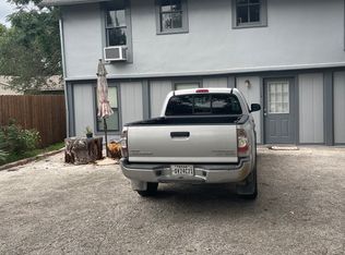 112 N Patrick St #A, Gonzales, TX 78629