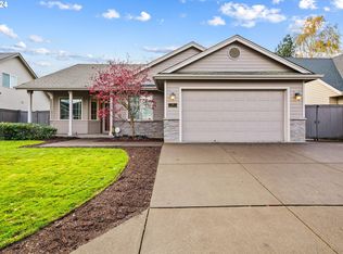 156 Stonehaven St, Eugene, OR 97404