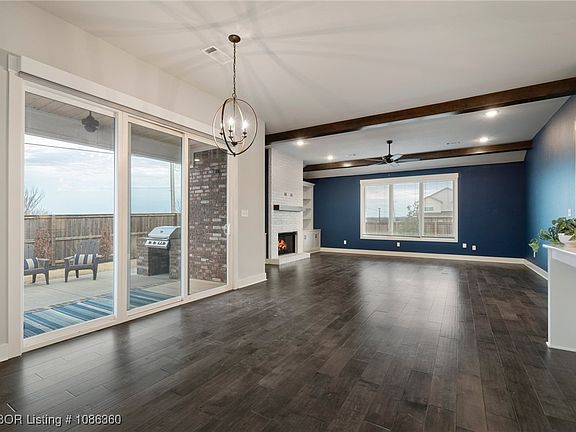 4th image of 9128 Kirkwood Rdg