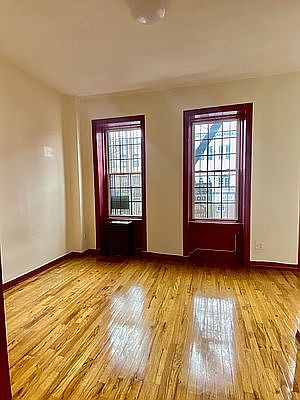 2nd image of 1316 Fulton St #2F