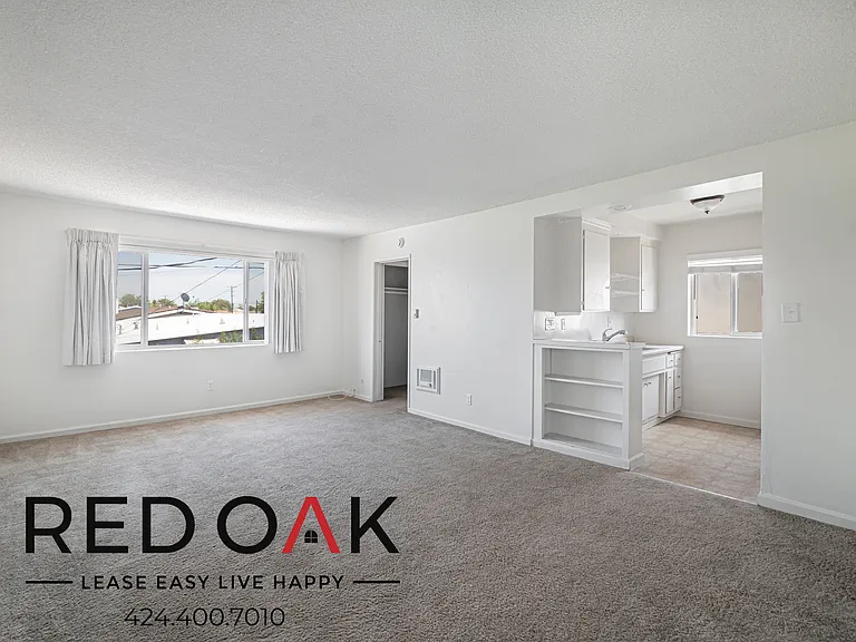 16910 Crenshaw Blvd #20 — Photo 1