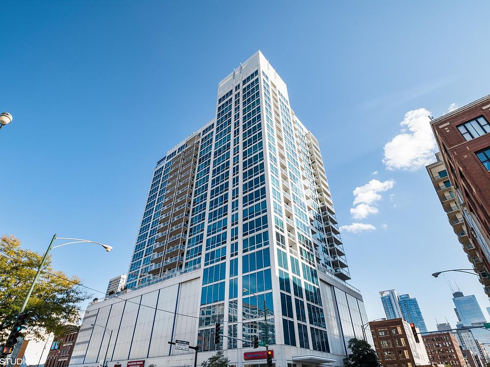 1st image of 757 N Orleans St #1410