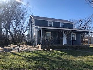 1st image of 2800 Burchill Rd